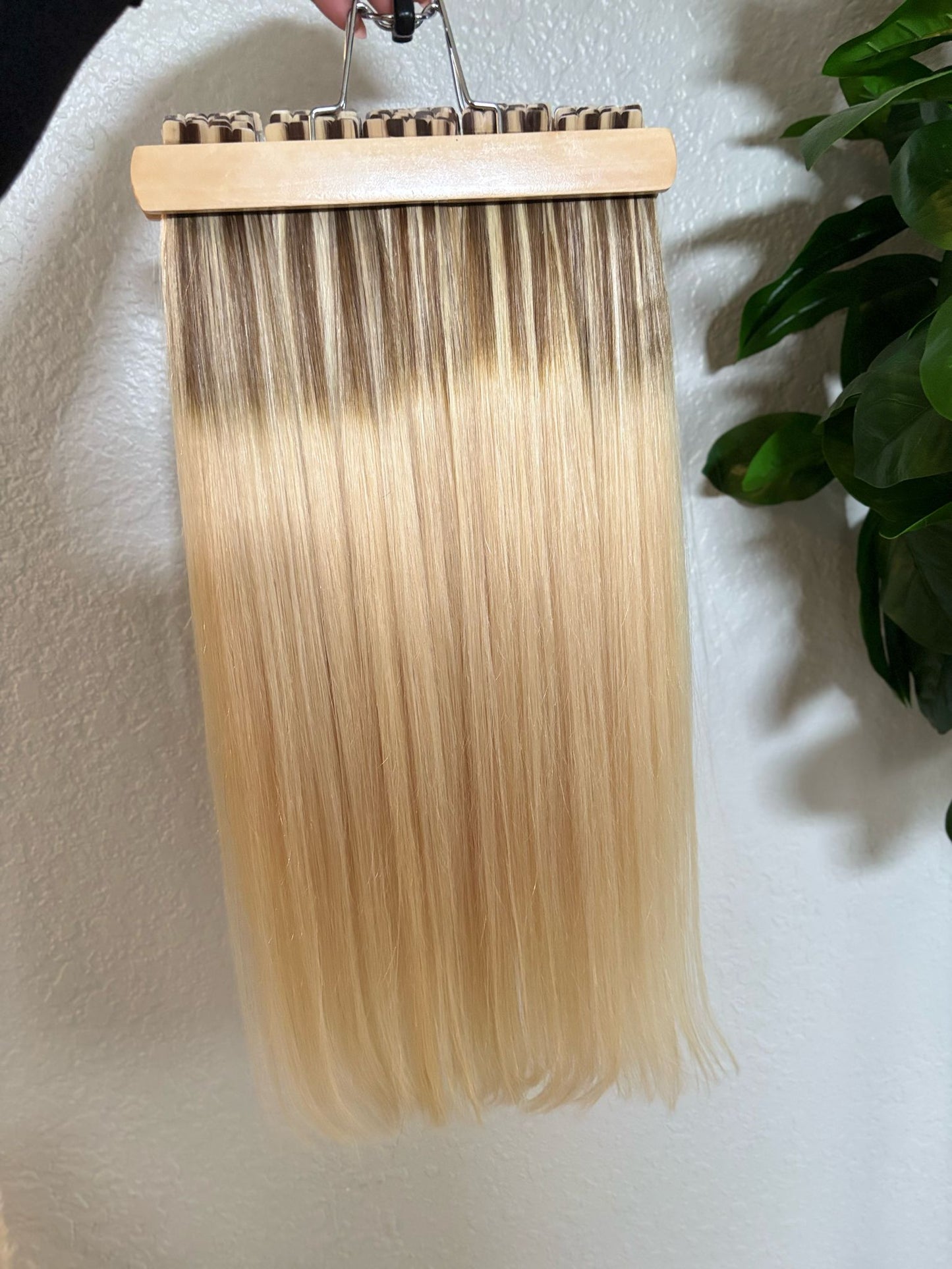 Straight Hair Mini Hair Tape Extensions Real Human Hair 22 Inches Seamless For Women Balayage 40pcs/Package - 100 gramas