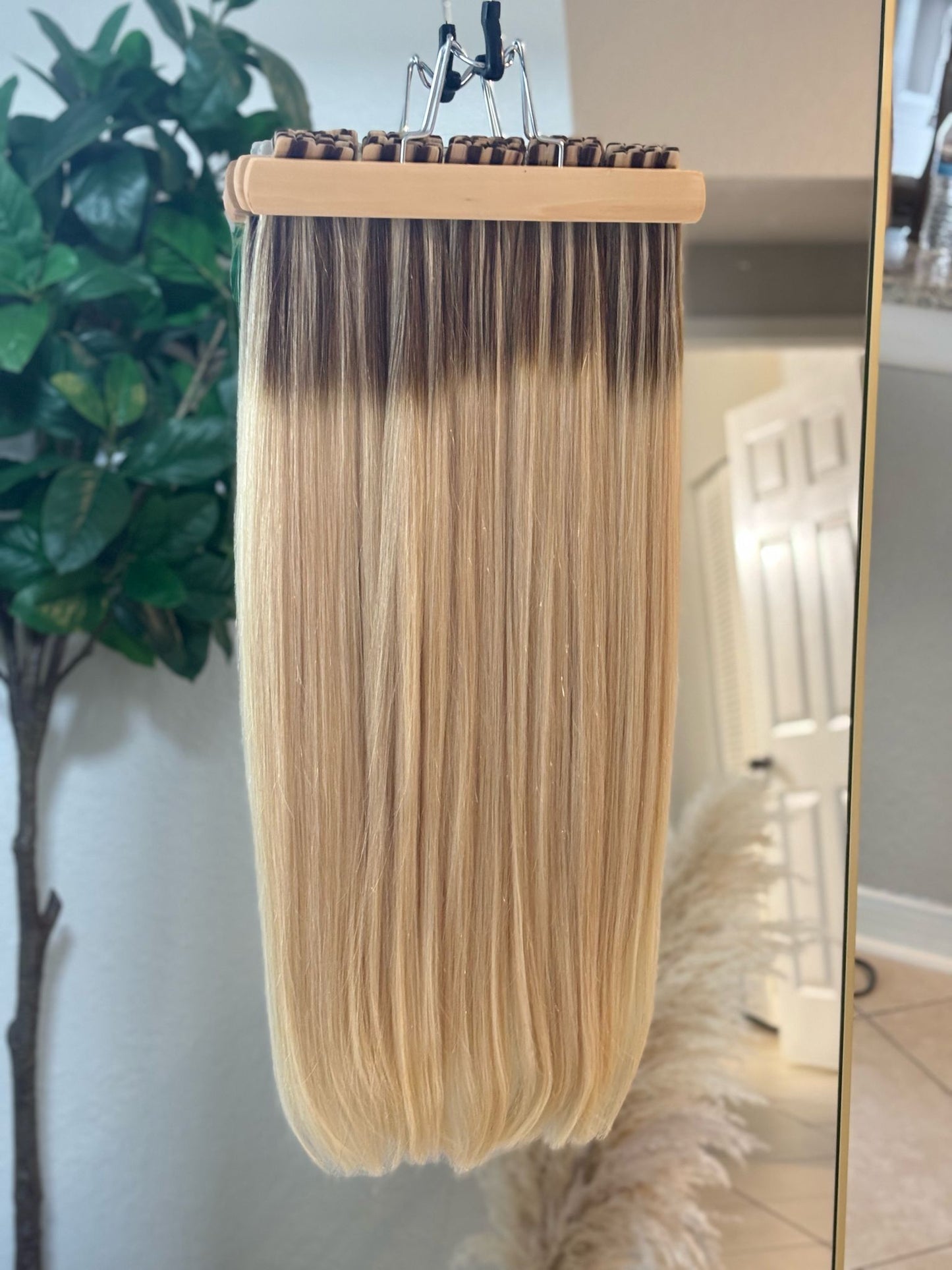 Straight Hair Mini Hair Tape Extensions Real Human Hair 22 Inches Seamless For Women Balayage 40pcs/Package - 100 gramas