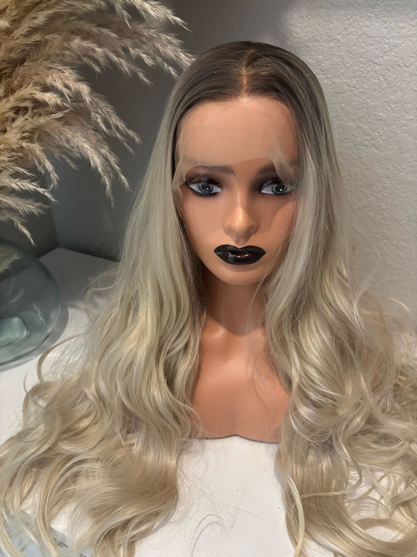 wig Silvia,Golden Wavy Ombre Lace Frontal