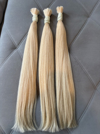 KIT PROMOCIONAL 3 Pacotes de 100g de cabelo Brasileiro loiro a granel 26inch. Totalizando 300gramas Cabelo descolorido e hidratado ideal para mulheres fortes